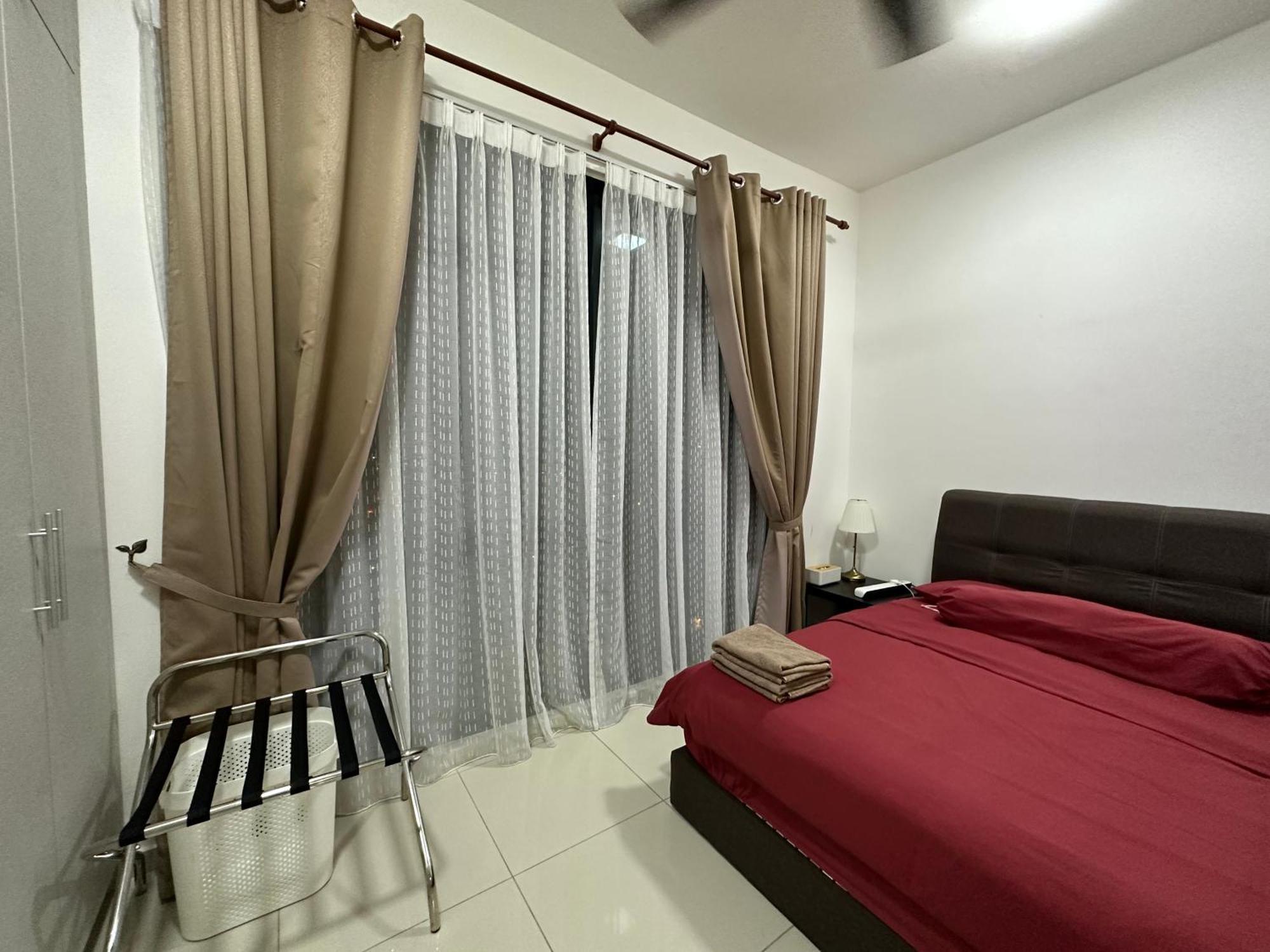 Kyra Homestay Centrus Soho Cyberjaya *Wifi And Pool* Esterno foto